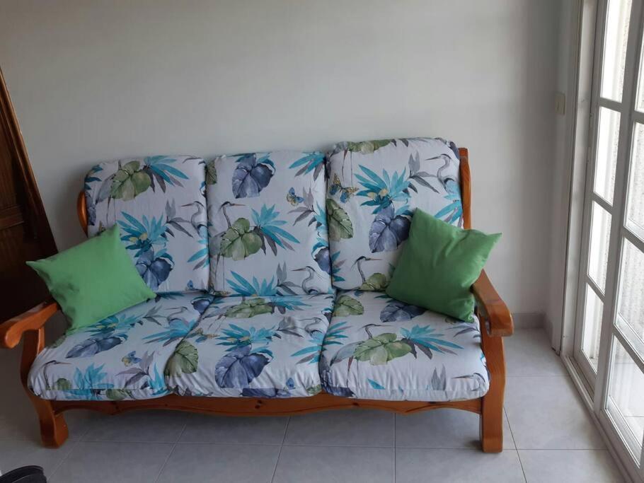 Apartamento Con Terraza Y Vistas Al Mar Apartment Bueu Bagian luar foto